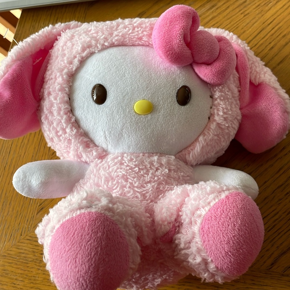 Hello Kitty with Bunny Costume